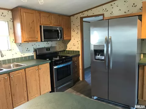 716 E Birch St, New Berlin, IL 62670 photo 11