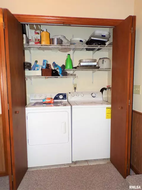 1479 Il Route 167, Oneida, IL 61467 photo 24
