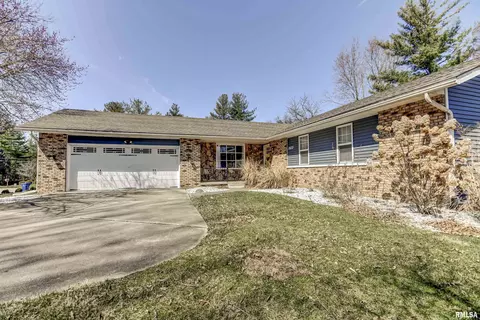 2833 Crown Pt, Springfield, IL 62704 photo 1