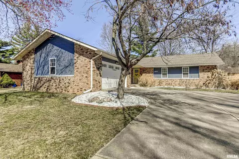 2833 Crown Pt, Springfield, IL 62704 photo 3