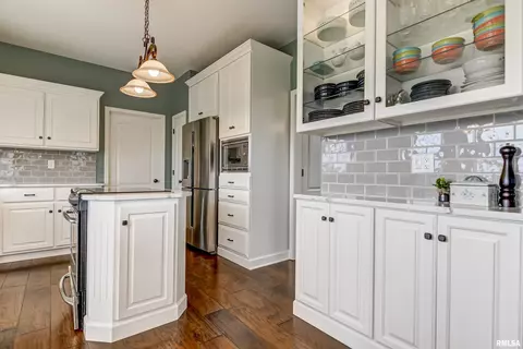 3824 Greenfield Dr, Springfield, IL 62704 photo 18