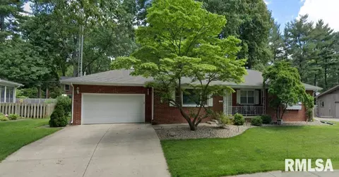 2043 Briarcliff, Springfield, IL 62704 photo 1