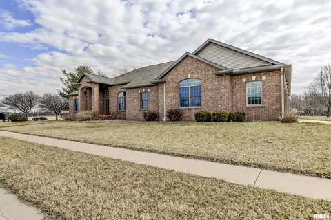 6000 Willow Springs Rd, Springfield, IL 62712 photo 2