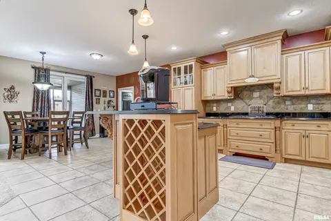 6000 Willow Springs Rd, Springfield, IL 62712 photo 9