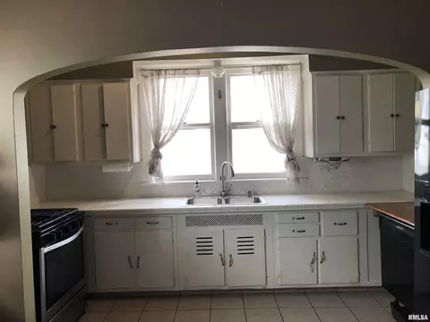 1804 N 8th St, Springfield, IL 62702 photo 6