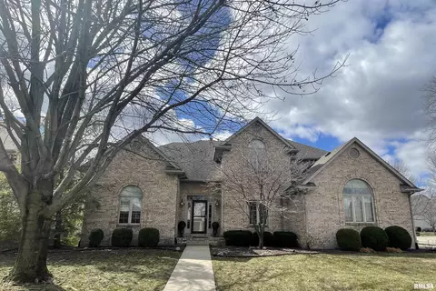 2601 Tennyson Dr, Springfield, IL 62704 photo 1