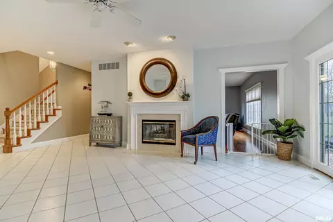 2601 Tennyson Dr, Springfield, IL 62704 photo 3