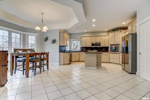 2601 Tennyson Dr, Springfield, IL 62704 photo 8