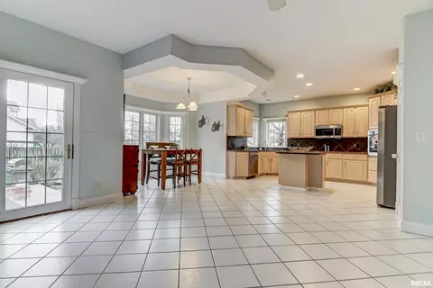 2601 Tennyson Dr, Springfield, IL 62704 photo 7
