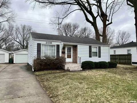2036 Grant St, Springfield, IL 62703 photo 1