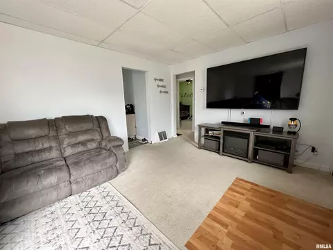 2036 Grant St, Springfield, IL 62703 photo 2