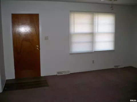 518 W Carpenter St, Springfield, IL 62702 photo 7