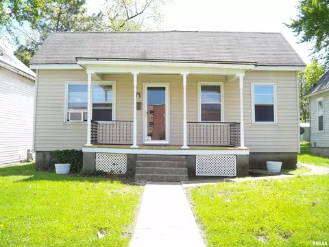 518 W Carpenter St, Springfield, IL 62702 photo 1
