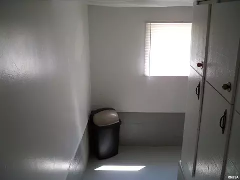 518 W Carpenter St, Springfield, IL 62702 photo 6