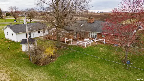 1102 N Topper Dr, Mount Pulaski, IL 62548 photo 38