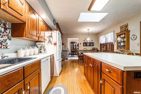 1102 N Topper Dr, Mount Pulaski, IL 62548 photo 18
