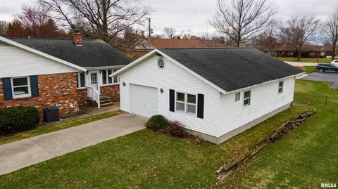 1102 N Topper Dr, Mount Pulaski, IL 62548 photo 39