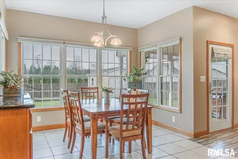 4024 Oakview Dr, Springfield, IL 62712 photo 17