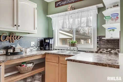 1711 E Keys Ave, Springfield, IL 62702 photo 14