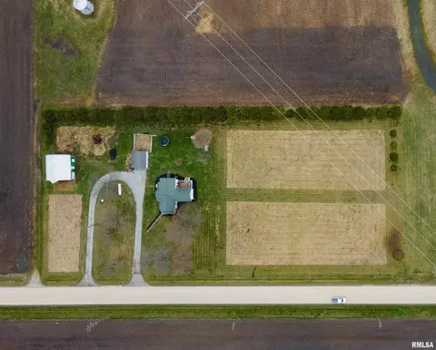 1442 700th St, Mount Pulaski, IL 62548 photo 3