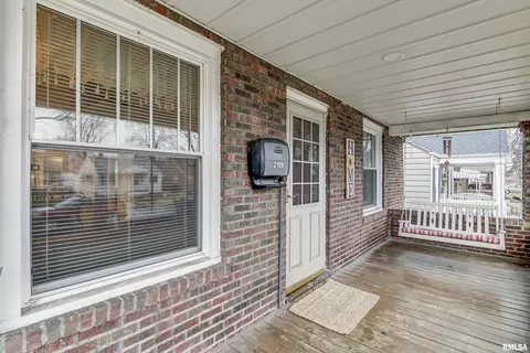 2109 N 7th St, Springfield, IL 62702 photo 5