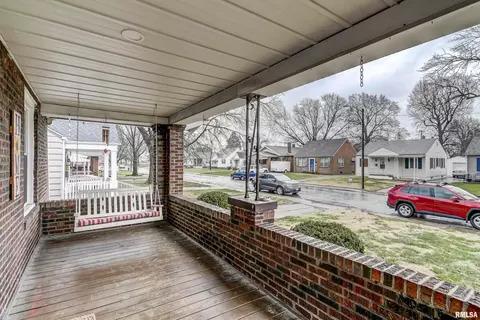 2109 N 7th St, Springfield, IL 62702 photo 4