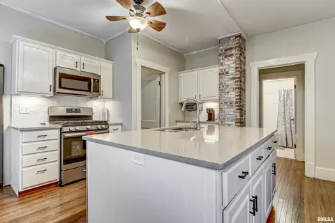 2109 N 7th St, Springfield, IL 62702 photo 16