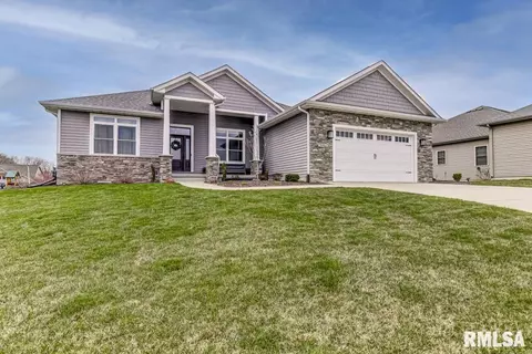7413 Preston Dr, Springfield, IL 62711 photo 1