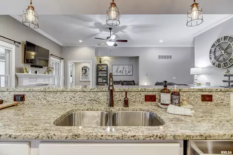 2714 Rutherford Trek Dr, Springfield, IL 62711 photo 14