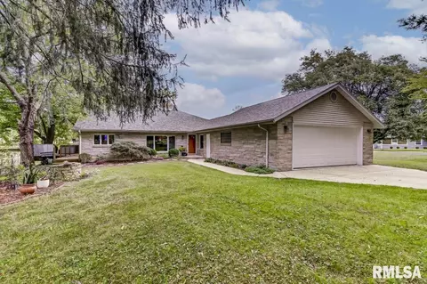68 Villa Grove Ln, Springfield, IL 62712 photo 2