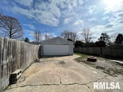 2216 Converse Ave, Springfield, IL 62702 photo 18