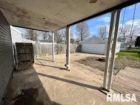 2216 Converse Ave, Springfield, IL 62702 photo 17