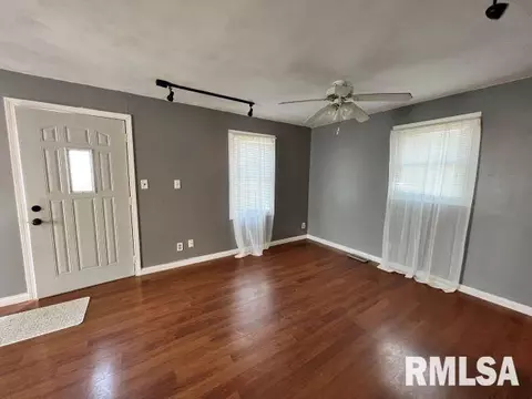 2216 Converse Ave, Springfield, IL 62702 photo 15