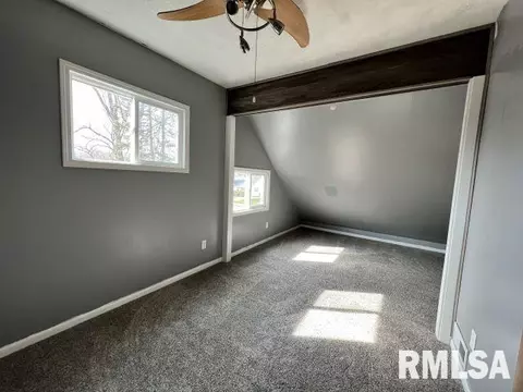 2216 Converse Ave, Springfield, IL 62702 photo 11
