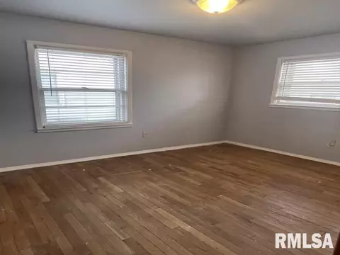 1605 N 19th St, Springfield, IL 62702 photo 9