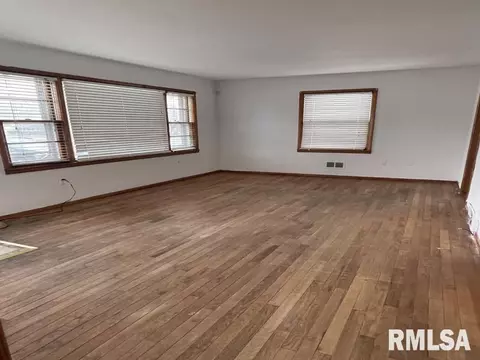 1605 N 19th St, Springfield, IL 62702 photo 3