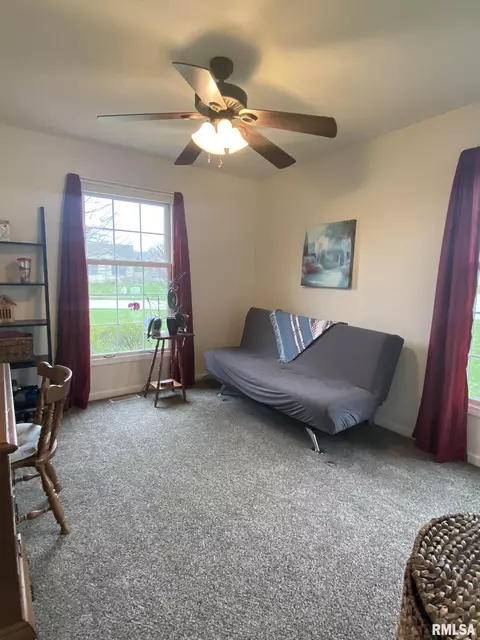 1501 Hosta Dr, Springfield, IL 62712 photo 12
