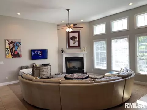 3512 Crystal Spring Dr, Springfield, IL 62711 photo 5