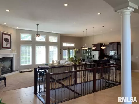3512 Crystal Spring Dr, Springfield, IL 62711 photo 4