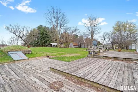 23820 Claypool St, Greenview, IL 62642 photo 6