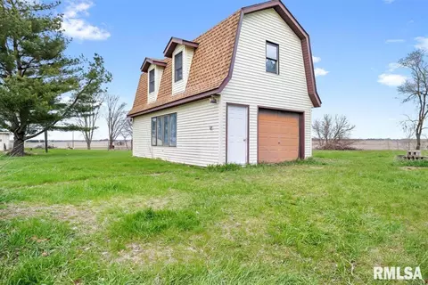 23820 Claypool St, Greenview, IL 62642 photo 14