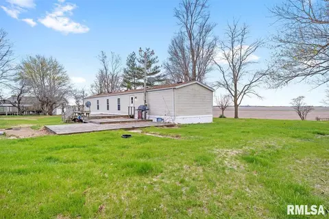 23820 Claypool St, Greenview, IL 62642 photo 12