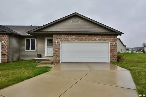 4701 Johanne Ct, Springfield, IL 62711 photo 2