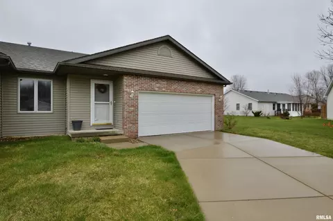 4701 Johanne Ct, Springfield, IL 62711 photo 1