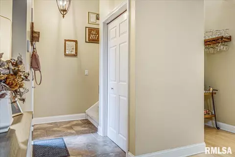 65 Country Pl, Springfield, IL 62703 photo 3