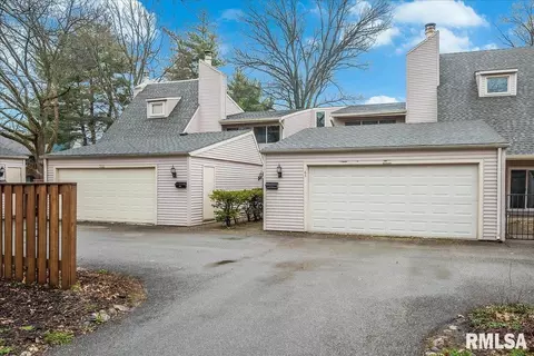 65 Country Pl, Springfield, IL 62703 photo 2
