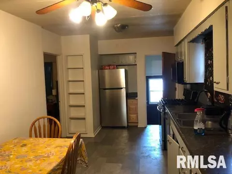 1836 S Pasfield St, Springfield, IL 62704 photo 6