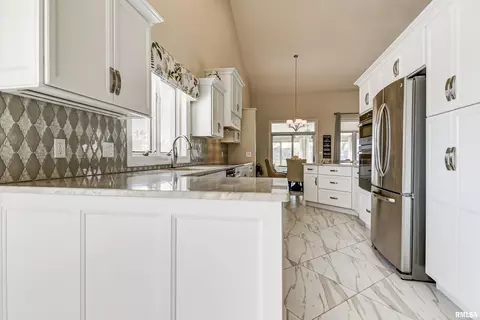 3233 Eagle Watch Dr, Springfield, IL 62711 photo 11