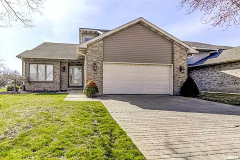 3233 Eagle Watch Dr, Springfield, IL 62711 photo 2