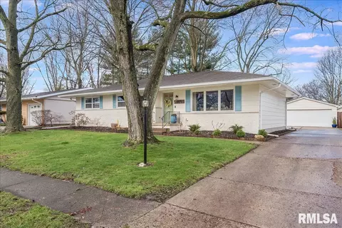 205 Dickinson Rd, Springfield, IL 62704 photo 3
